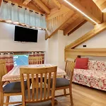 Apartment Aux Pieds Du Malatra' 1