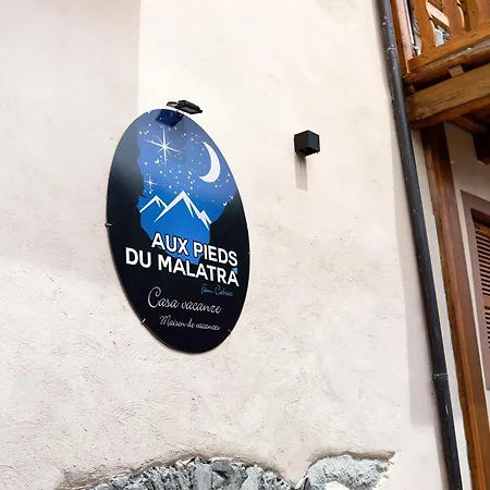 Apartament Aux Pieds Du Malatra' 1