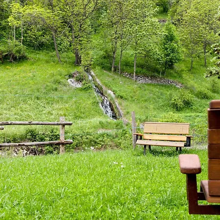 Apartament Aux Pieds Du Malatra' 1 *