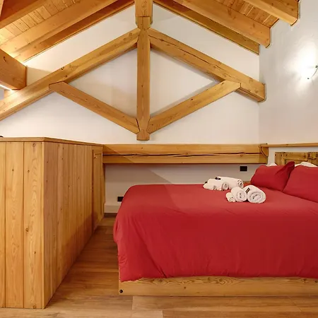 Aux Pieds Du Malatra' 1 *