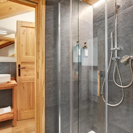 Apartment Aux Pieds Du Malatra' 1 Saint-Rhemy-En-Bosses