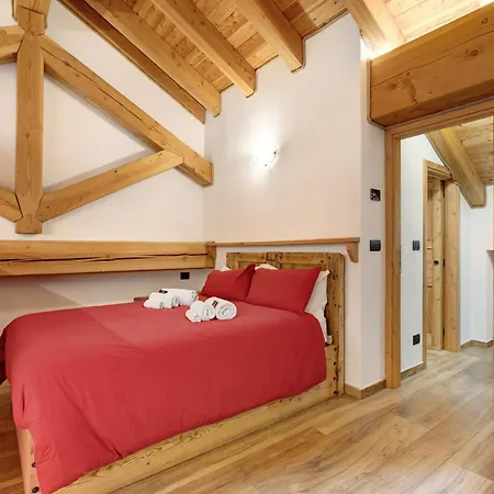 Aux Pieds Du Malatra' 1 Apartment *